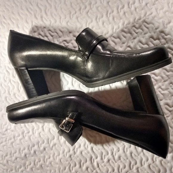 Naturalizer  Chaussures Escarpins pour petite fille, taille 4 - Picture 3 of 3